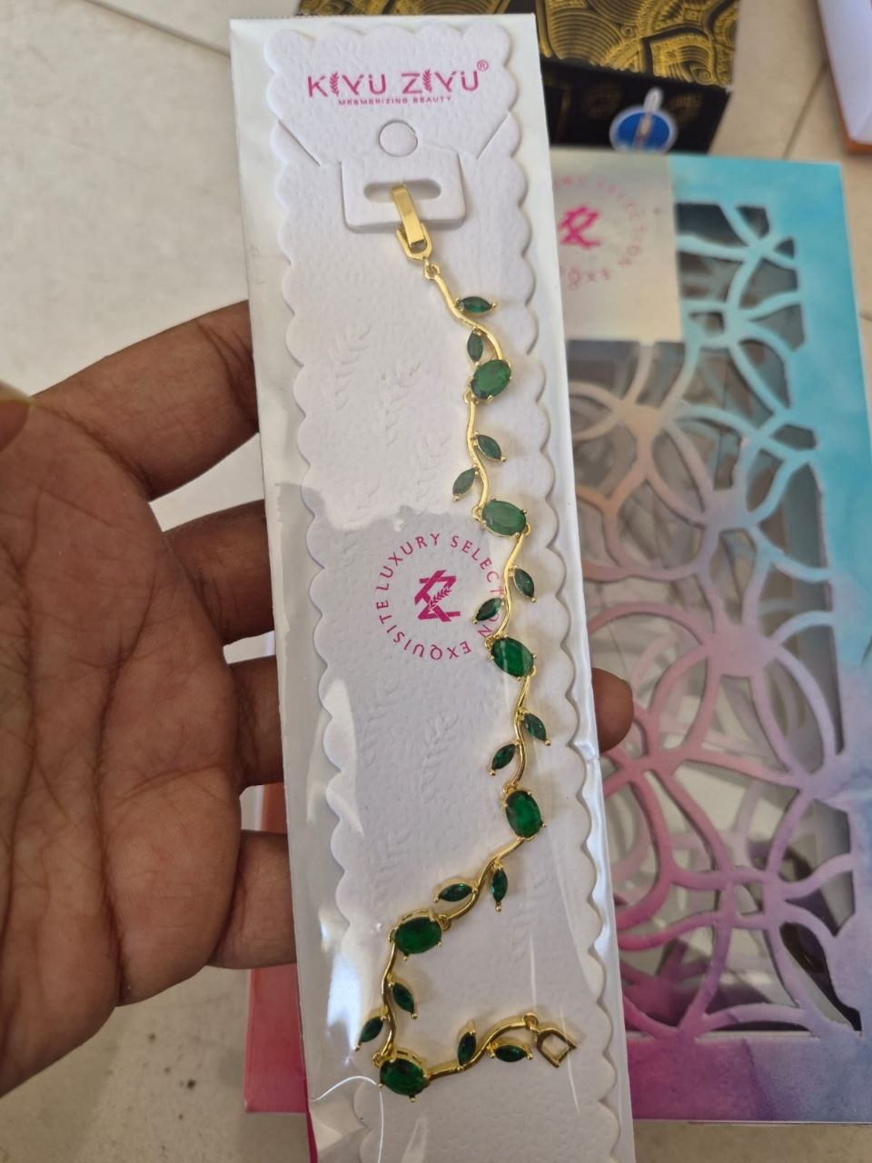Anti-Tarnish Gold Tulip Bracelet for Women