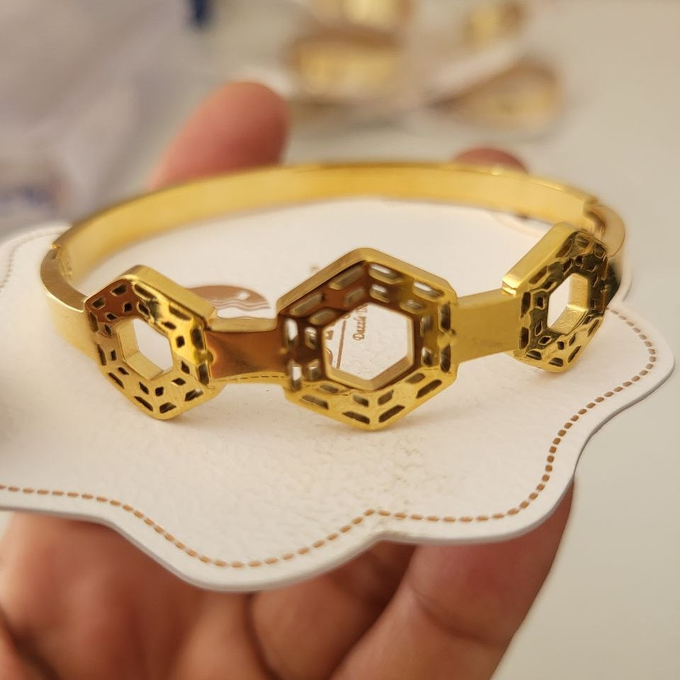 Anti-Tarnish Hexagon Cutwork Designer Bracelet