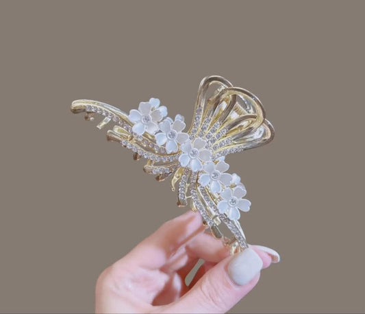 Korean Metal Floral Crystal Hair Clutcher