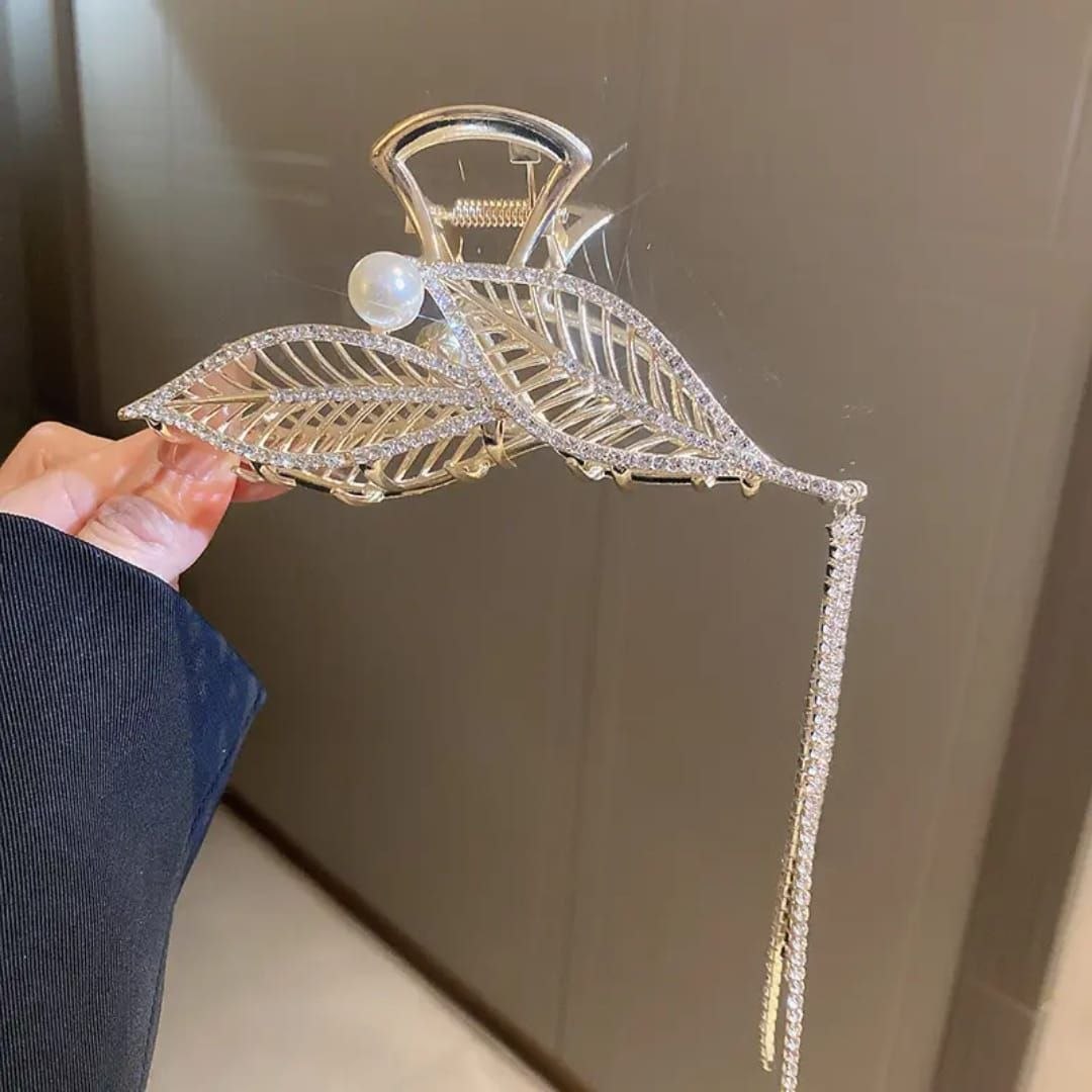 Korean Metal Leaf Pearl Chain Hair Clutcher