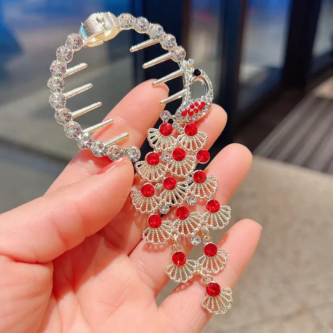 Korean Metal Crystal Peacock Tassel Hair Comb Cluther