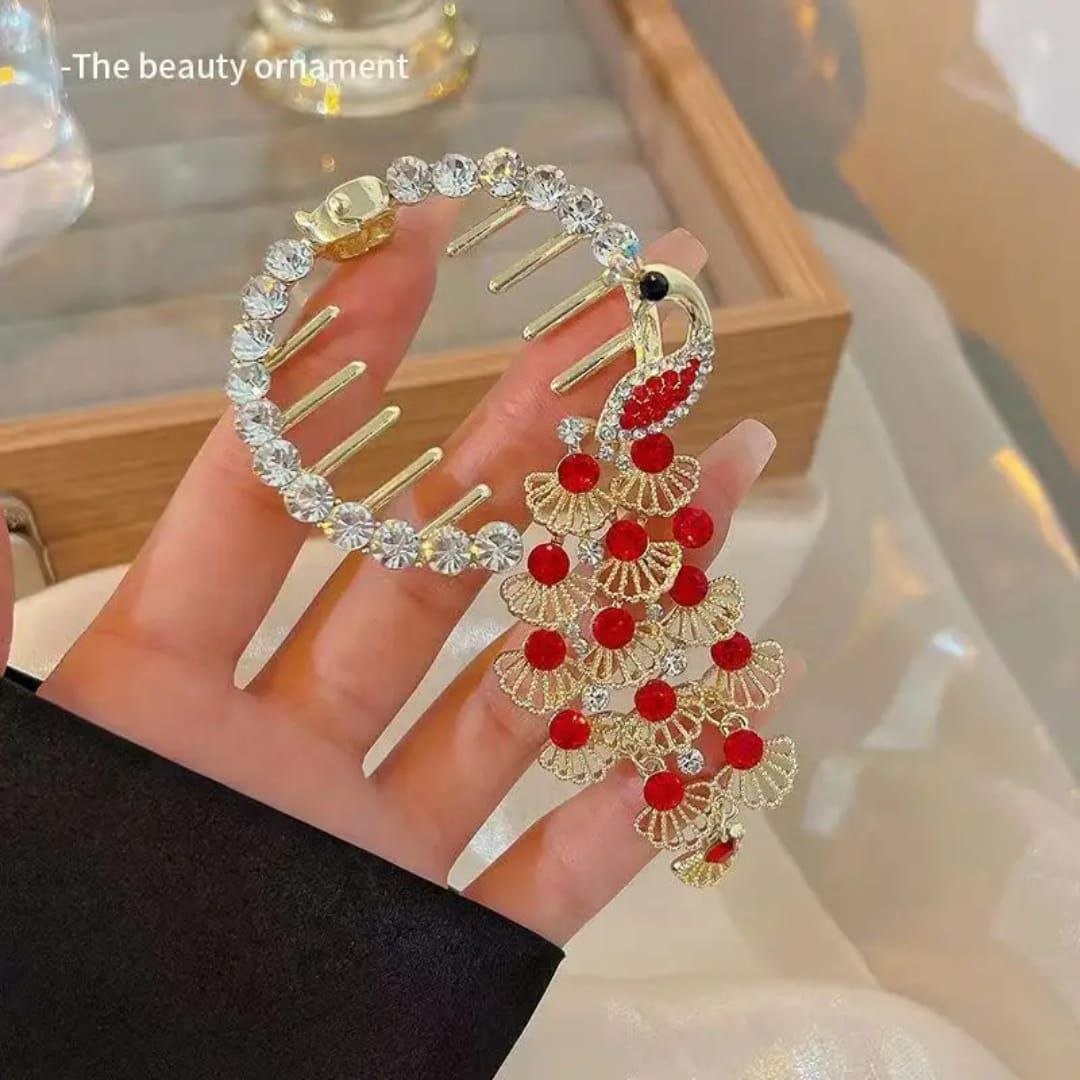 Korean Metal Crystal Peacock Tassel Hair Comb Cluther