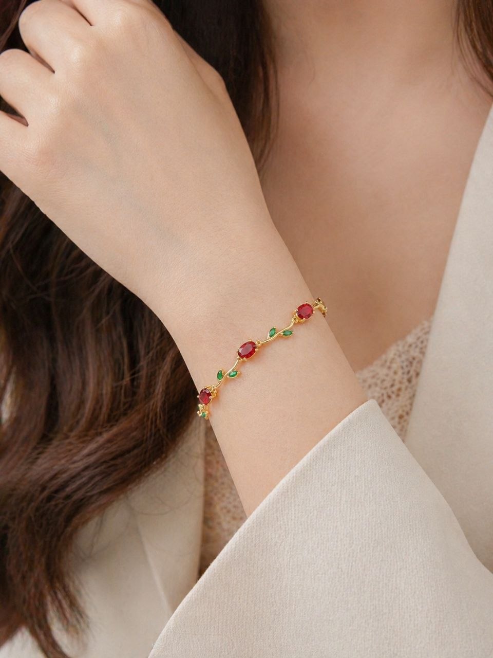 Anti-Tarnish Gold Tulip Bracelet for Women