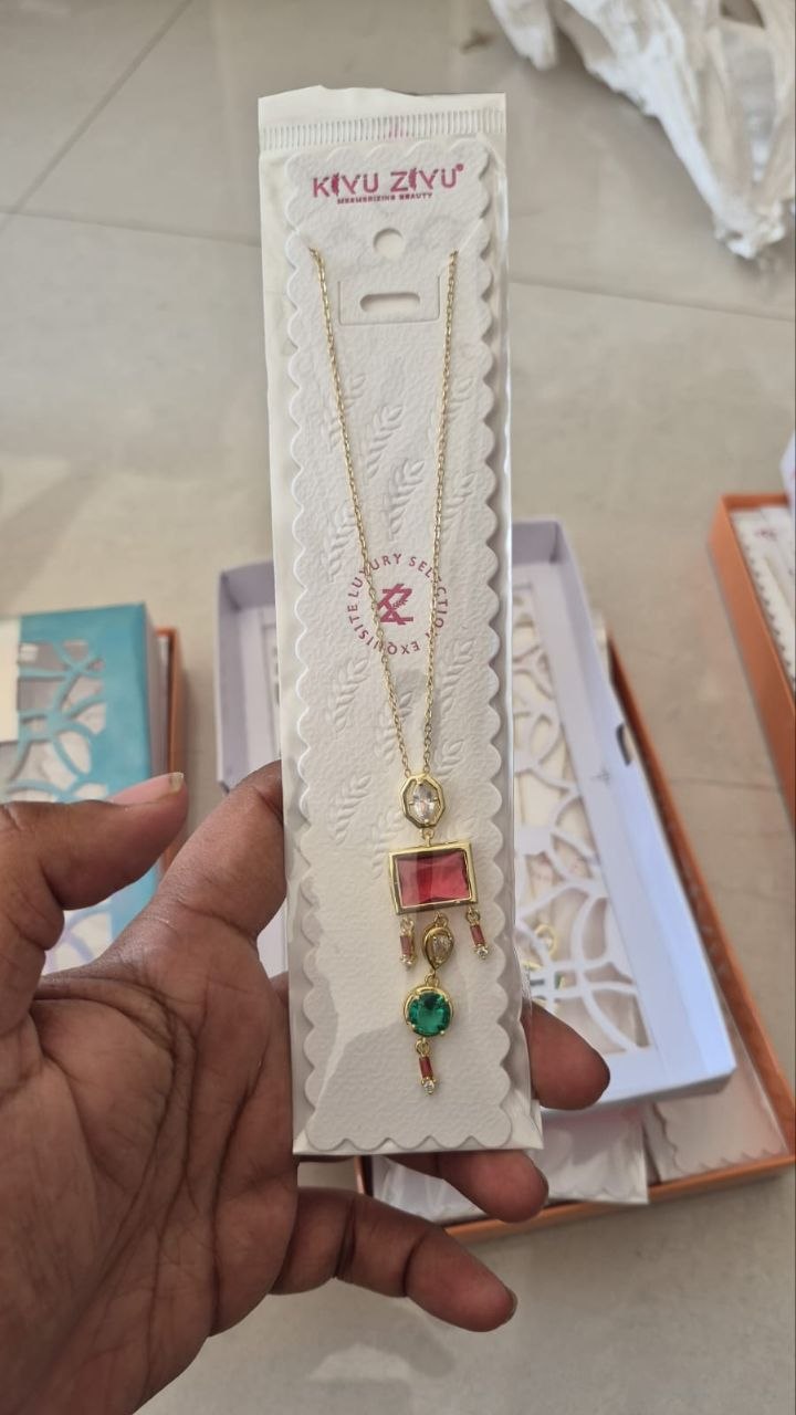 Kiyu Ziyu Anti Tarnish Vintage Emerald Charm Necklace
