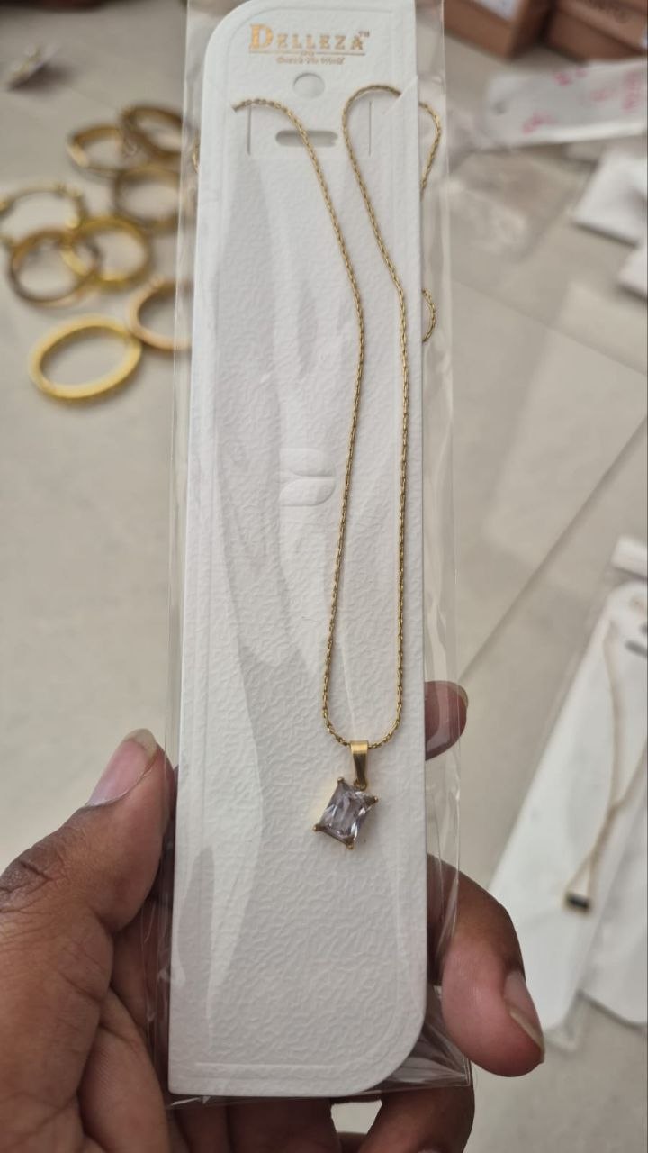 Anti-Tarnish White Stone Necklace for women