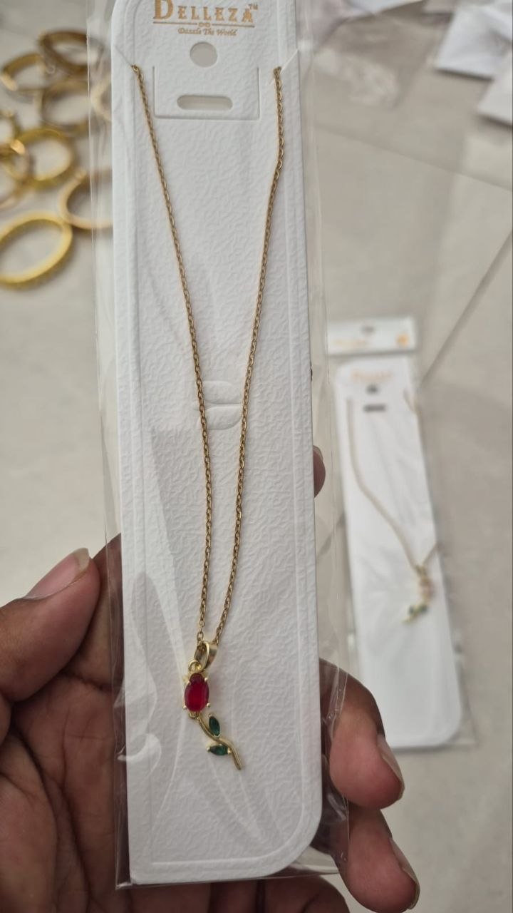 Anti-Tarnish gold plated tulip necklace for women