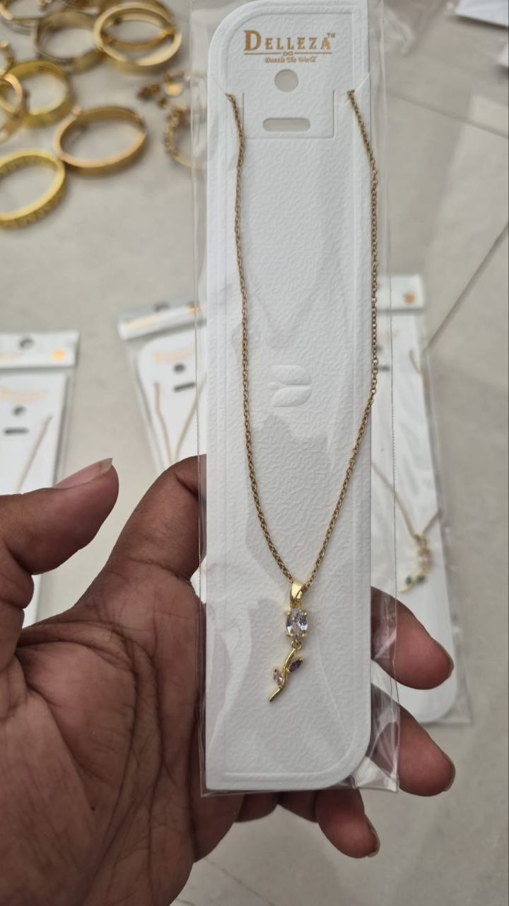 Anti-Tarnish gold plated tulip necklace for women