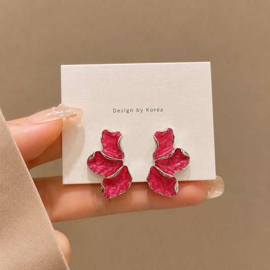 Maple Leaf Dripping Oil Flower Luxury Stud
