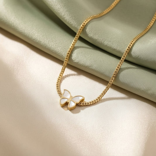 Anti Tarnish Clover Snake Chain Necklace