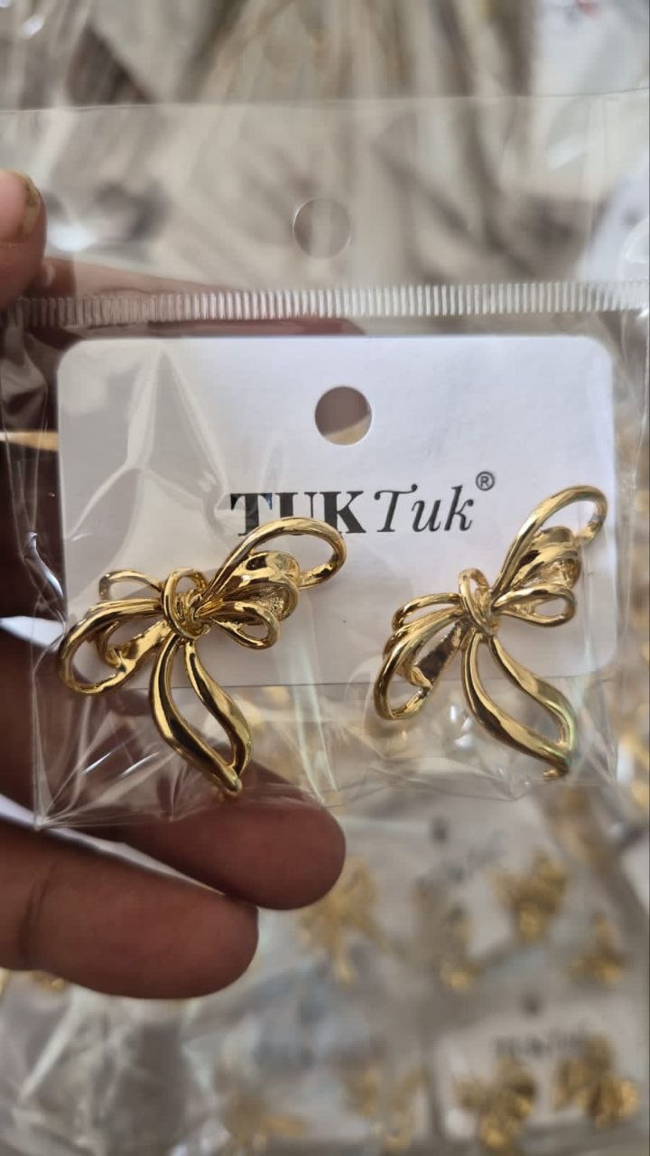 Anti-Tarnish Sculpted Ribbon Bow Earrings