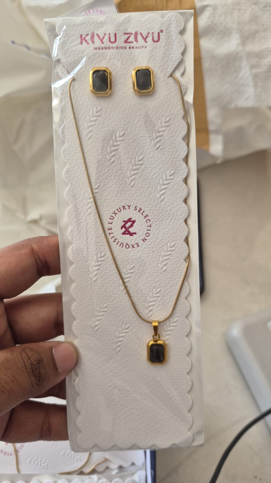Anti tarnish nacklace and earring combo set