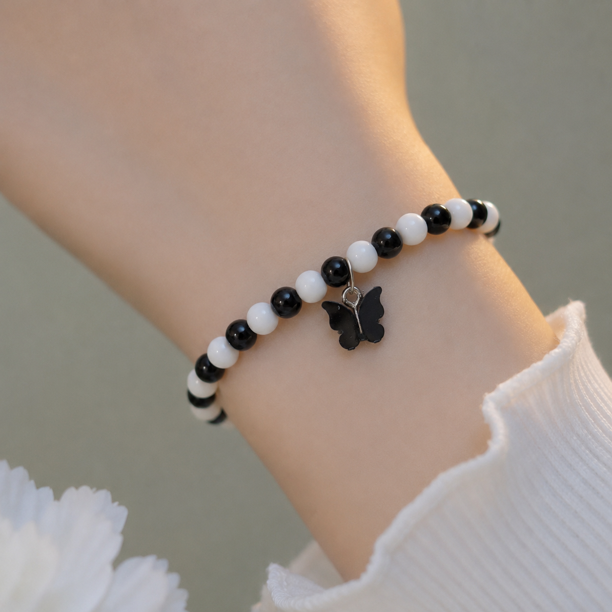 Butterfly charm elastic bracelet
