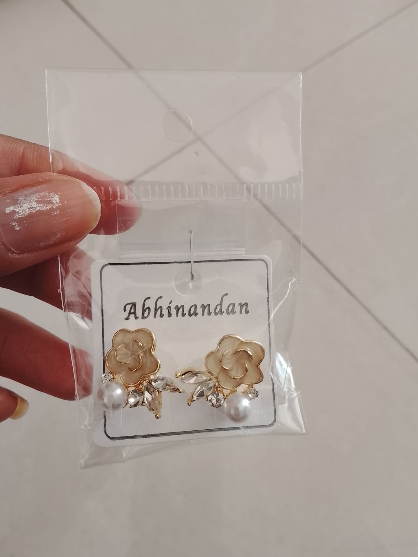 Golden flower pearl designer Earrings