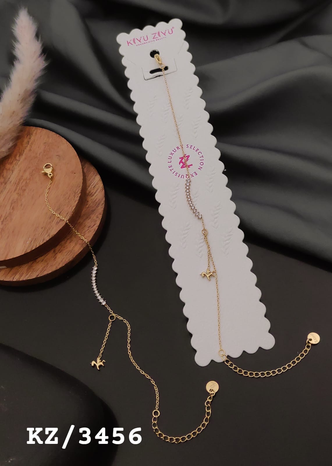 Anti-Tarnish Crystal Curve Chain Bracelet