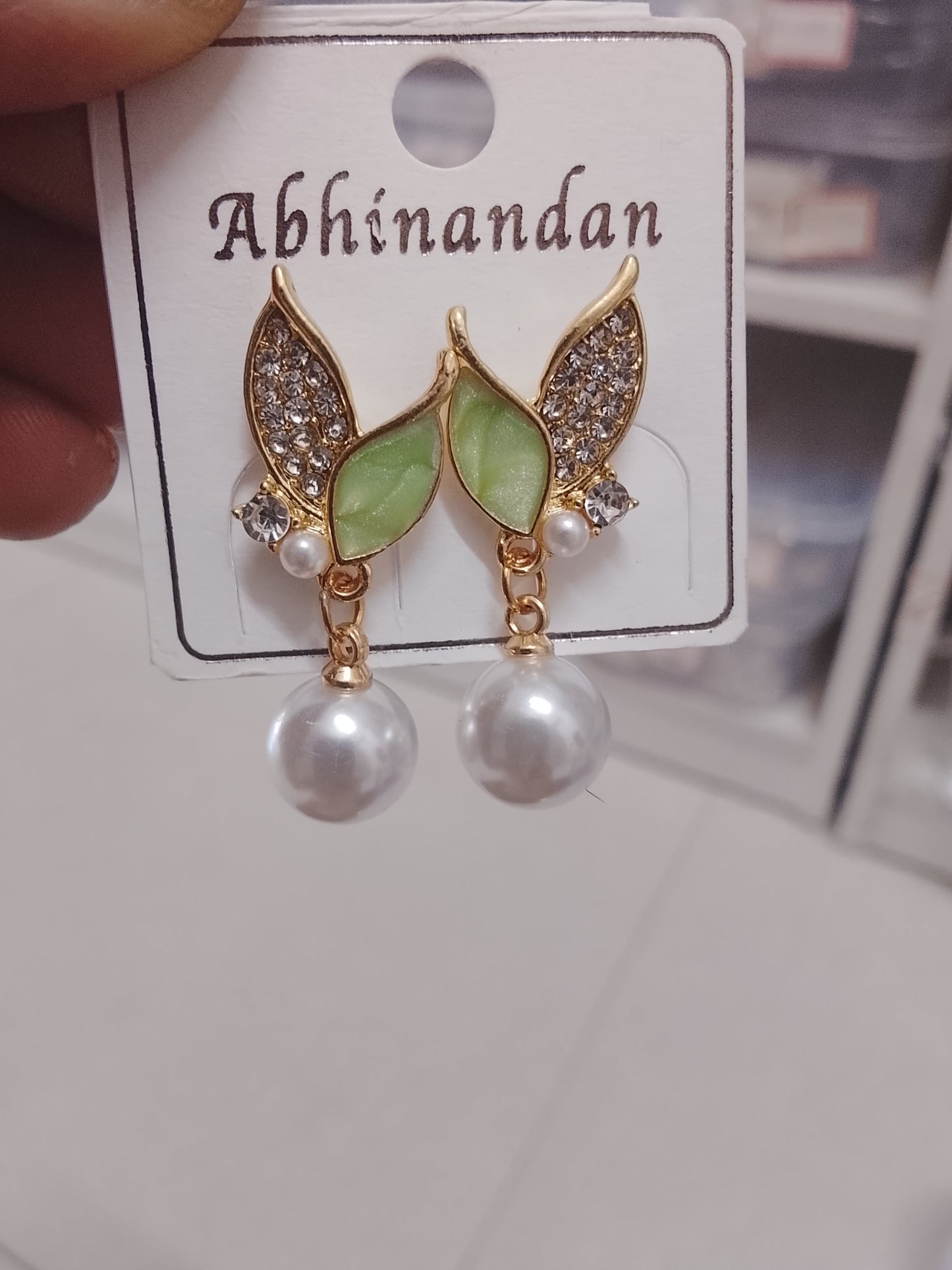 Korean Crystal Leaf Pearl Drop Earrings – Elegant Gold Plated Korean Style Pearl Dangle Earrings for Women & Girls