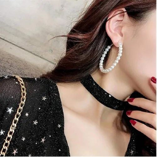Pearl round silver plated earring