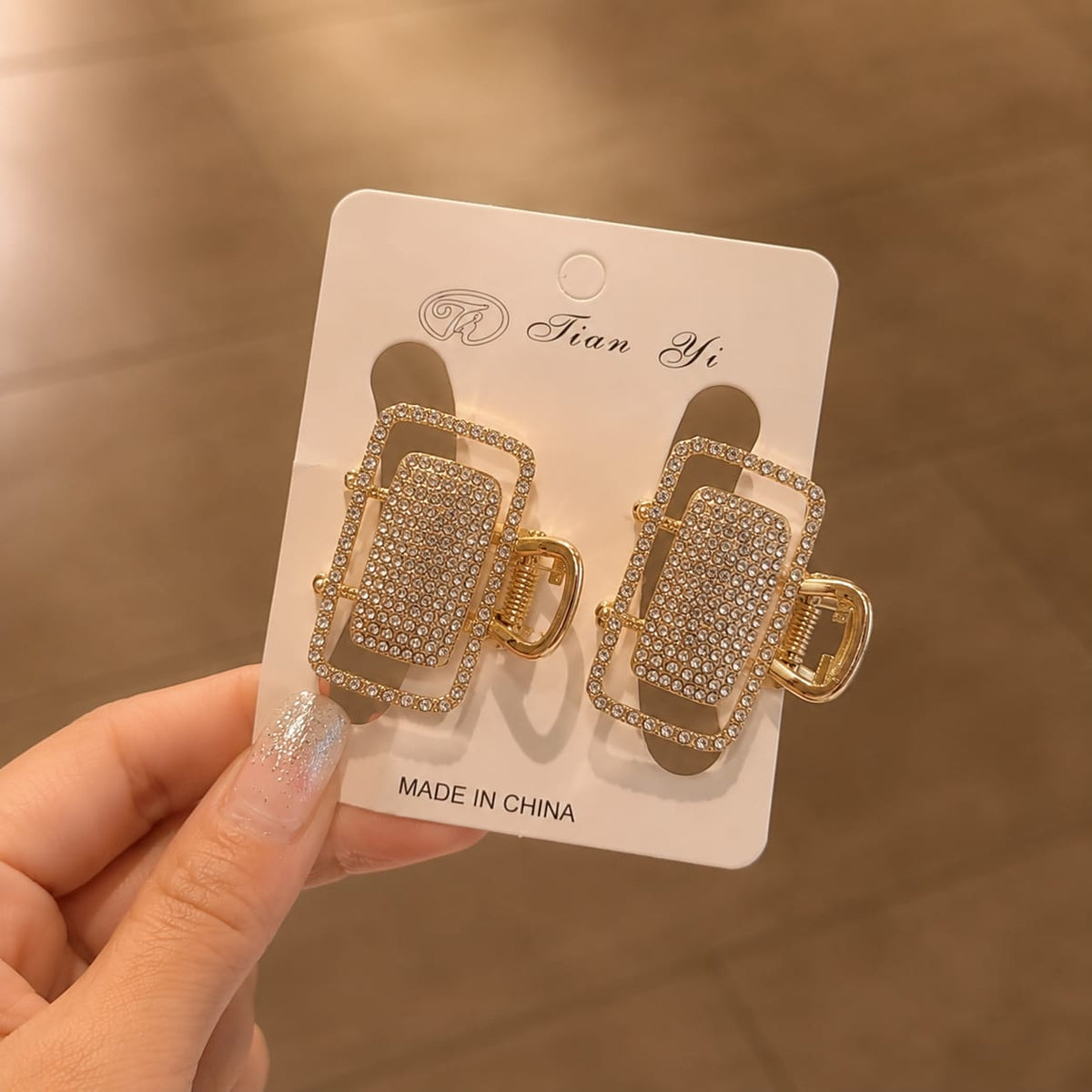 Luxury Diamond Rectangle Metal Hair Clutcher – Set of 2