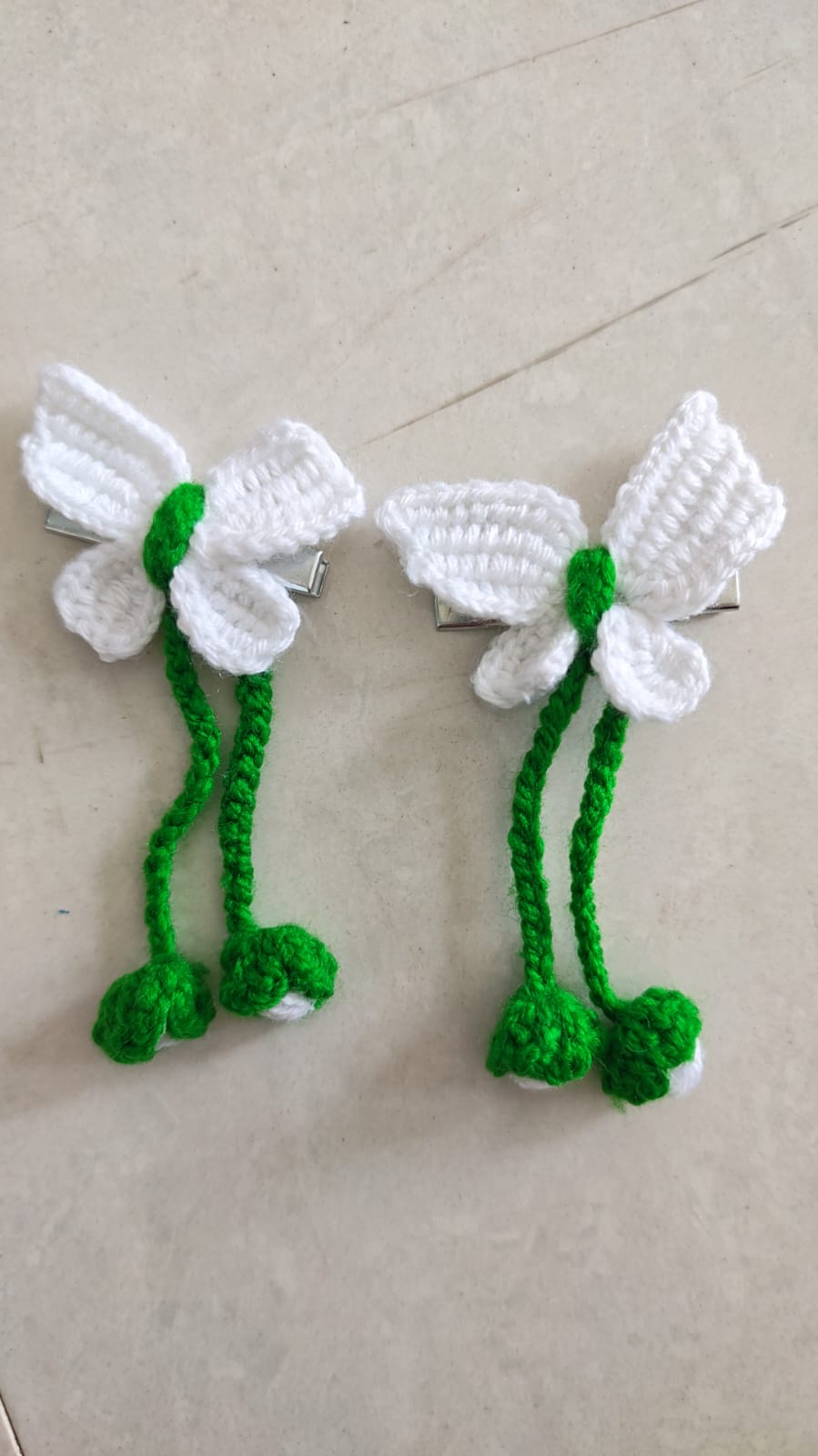Set of 2 pcs handmade Crochet hair clip