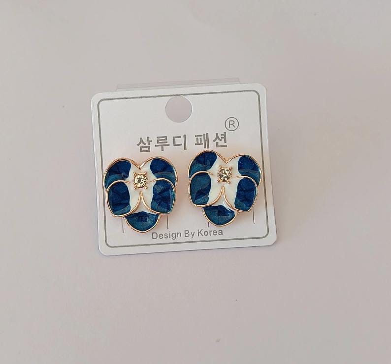 Korean Leaf Design Earring