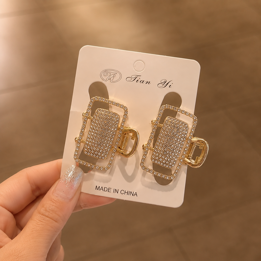 Set of 2  metal diamond clutcher