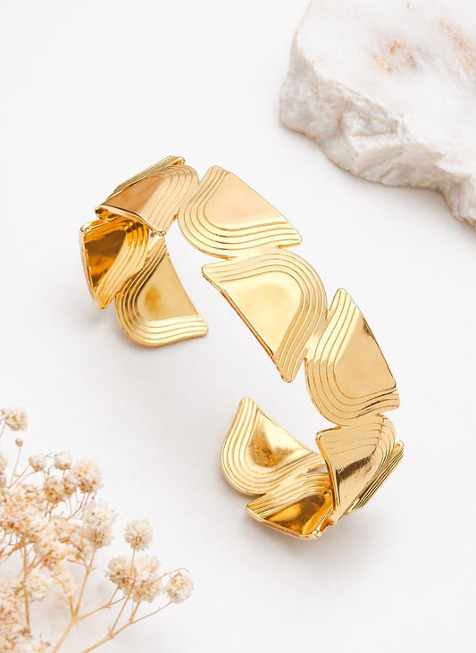 Anti tarnished adjustable bracelet