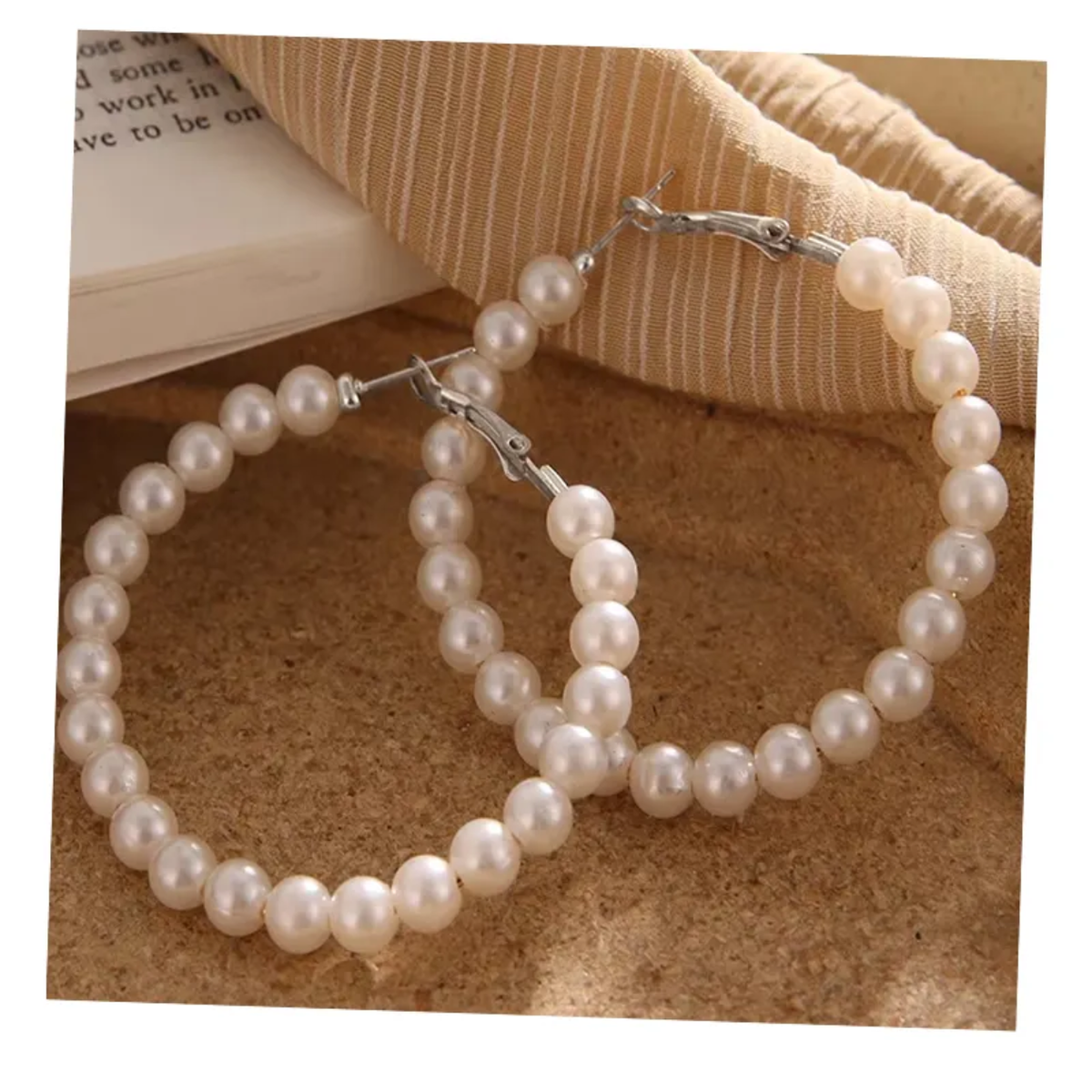 Pearl round silver plated earring