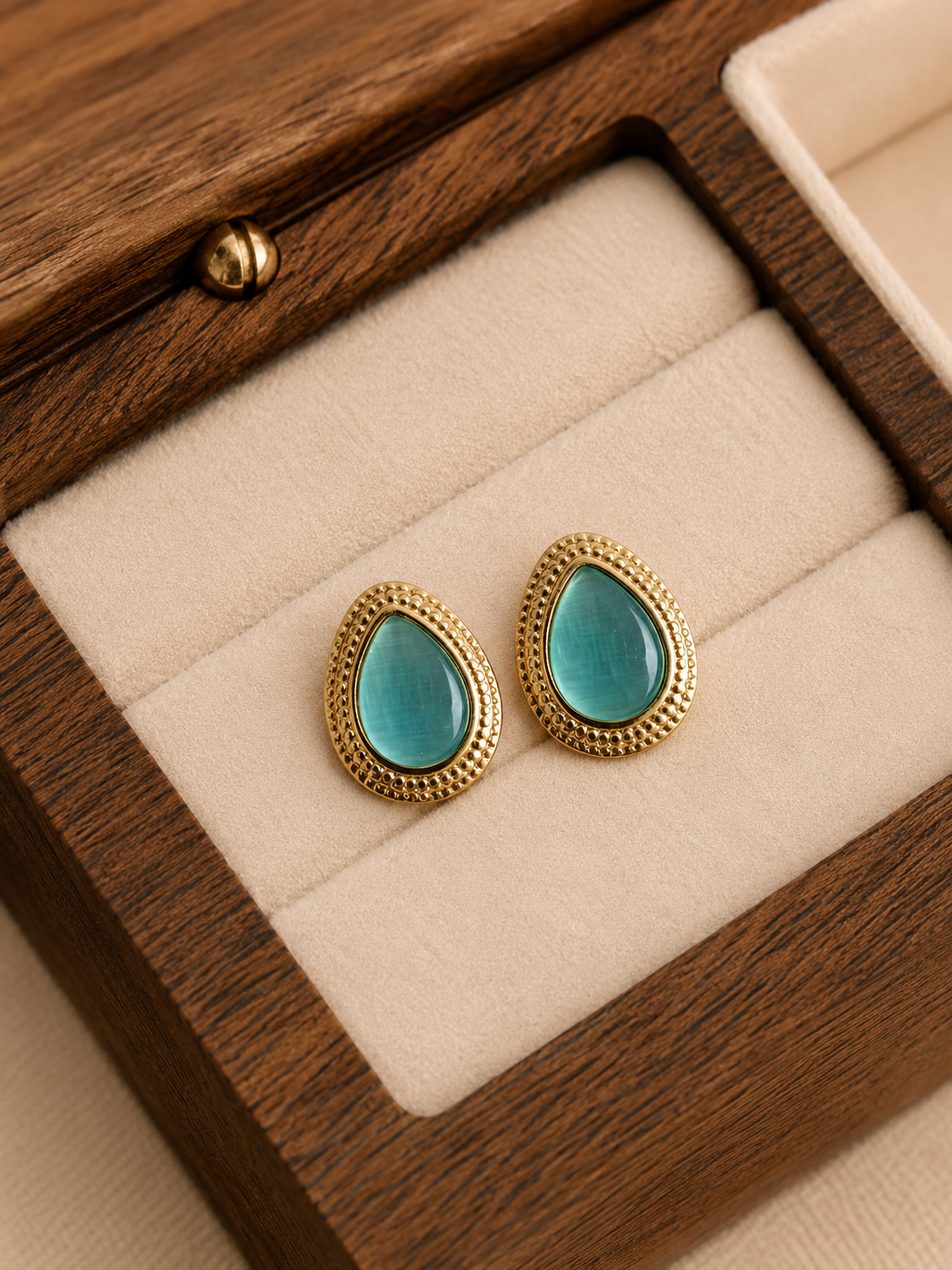 Korean design Oval Earring