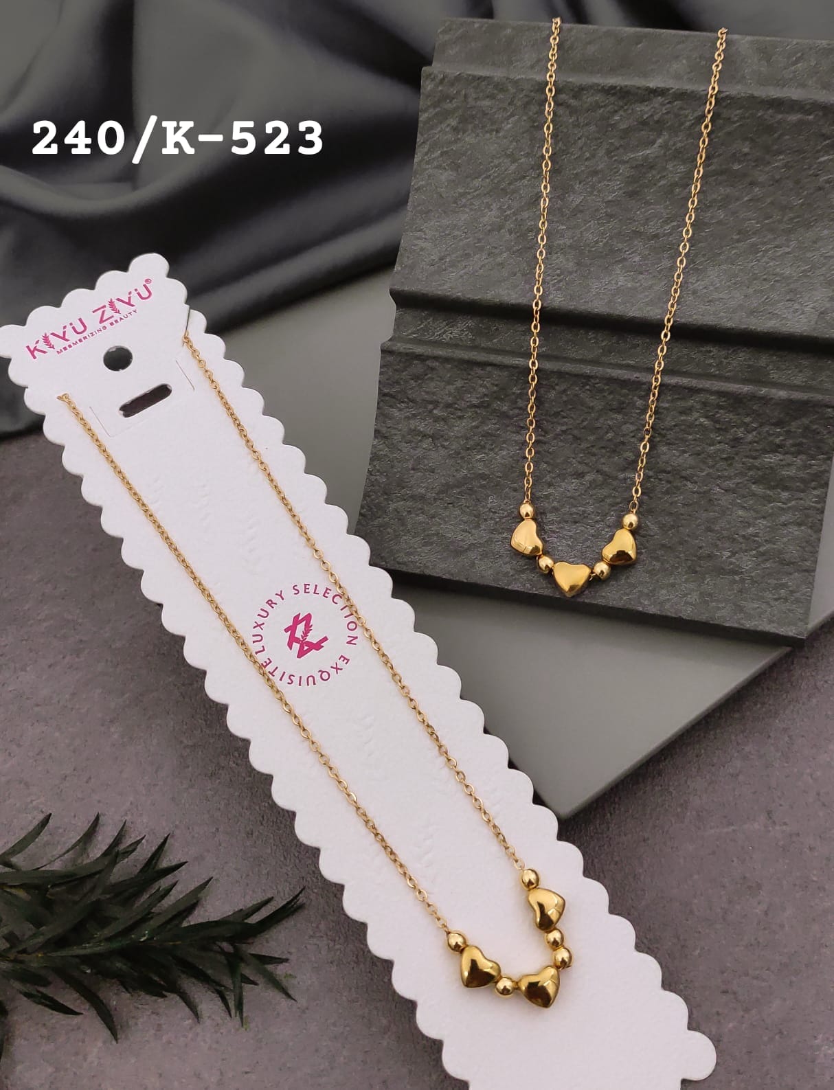 Anti tarnished golden heart necklace