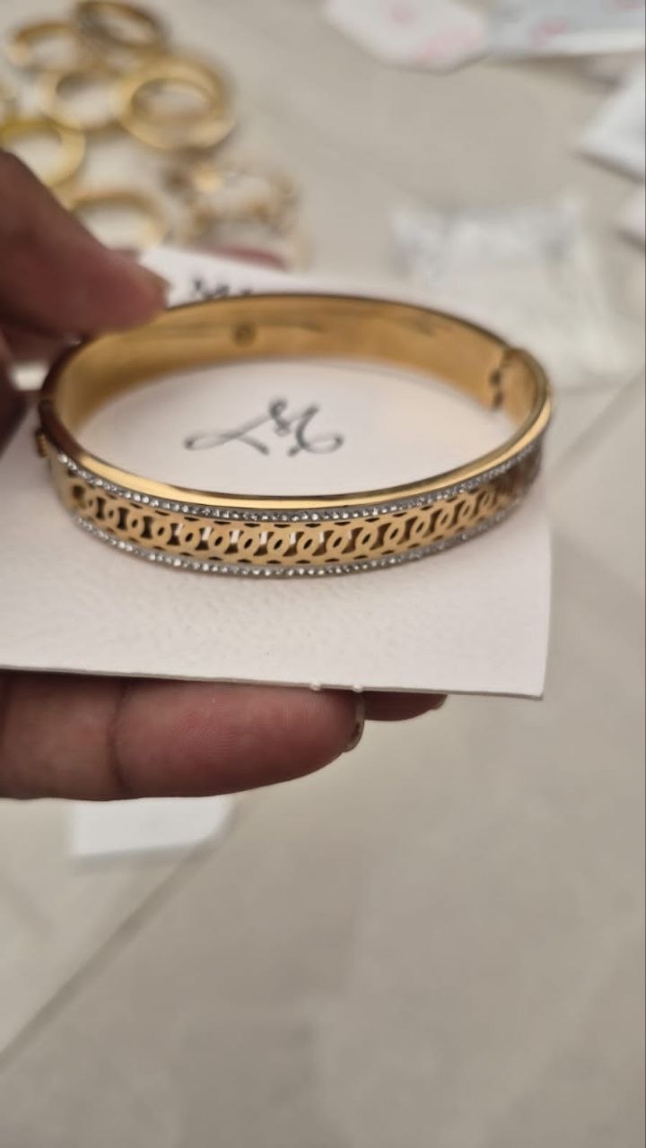 Anti Tarnished bracelet