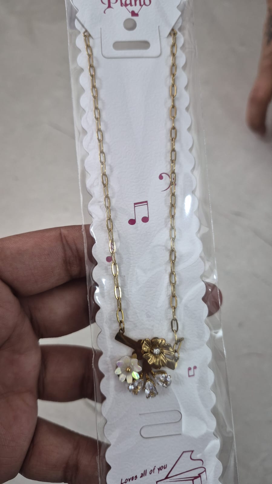 Anti tarnished necklace