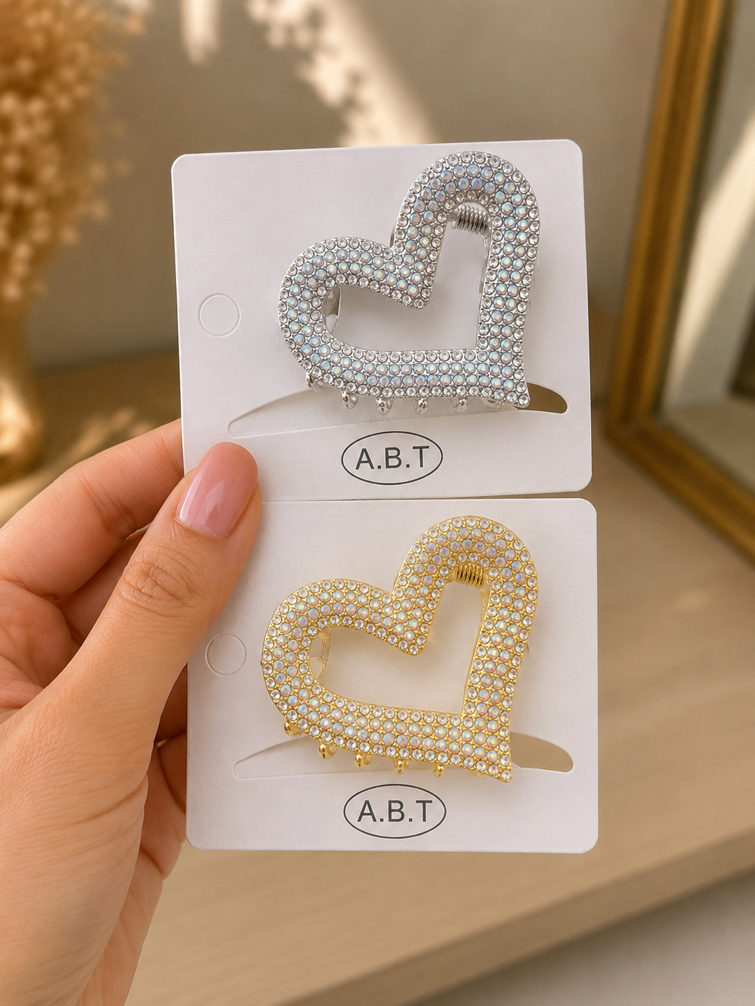Set of 2 pcs heavy metal material with diamond hair claw