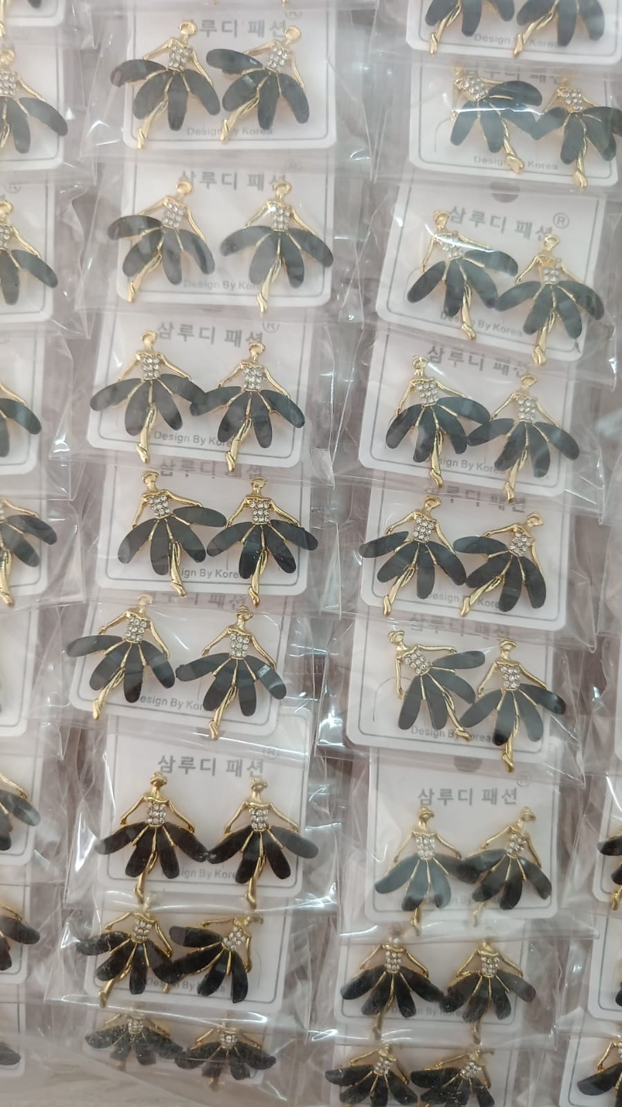 Korean Design Floral Dancer Gold & Crystel Drop Earring