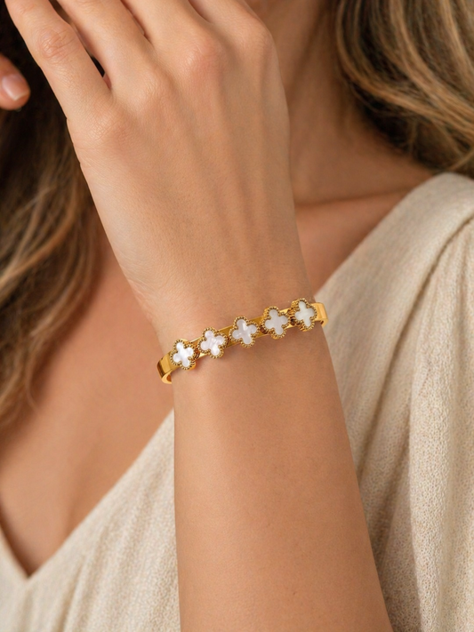 Anti Tarnish Clover Bracelet