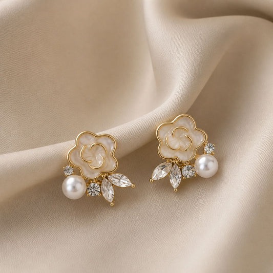 Golden flower pearl designer Earrings