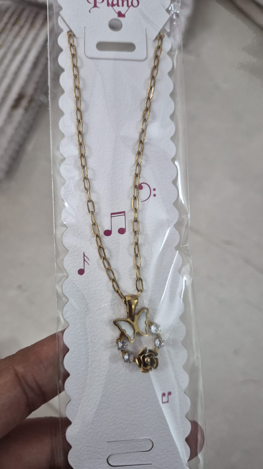 Anti tarnished necklace