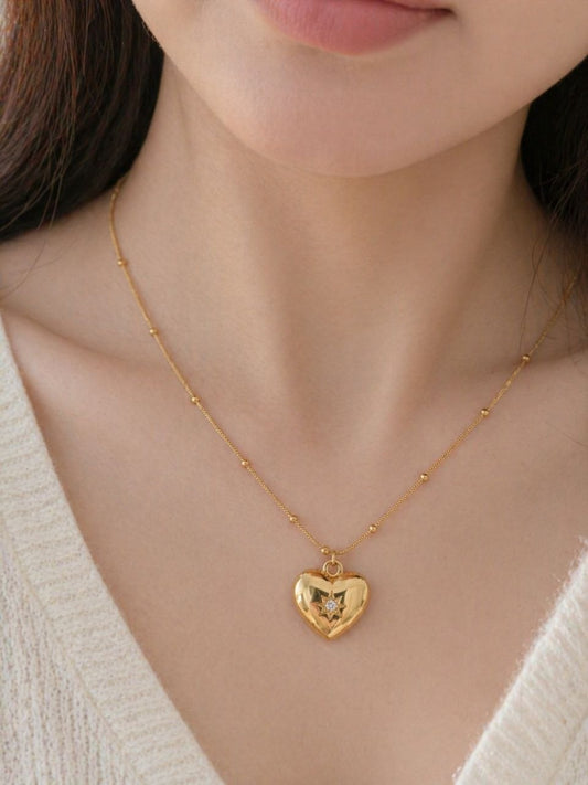 Anti Tarnish Heart Pendant Necklace – Gold Stainless Steel