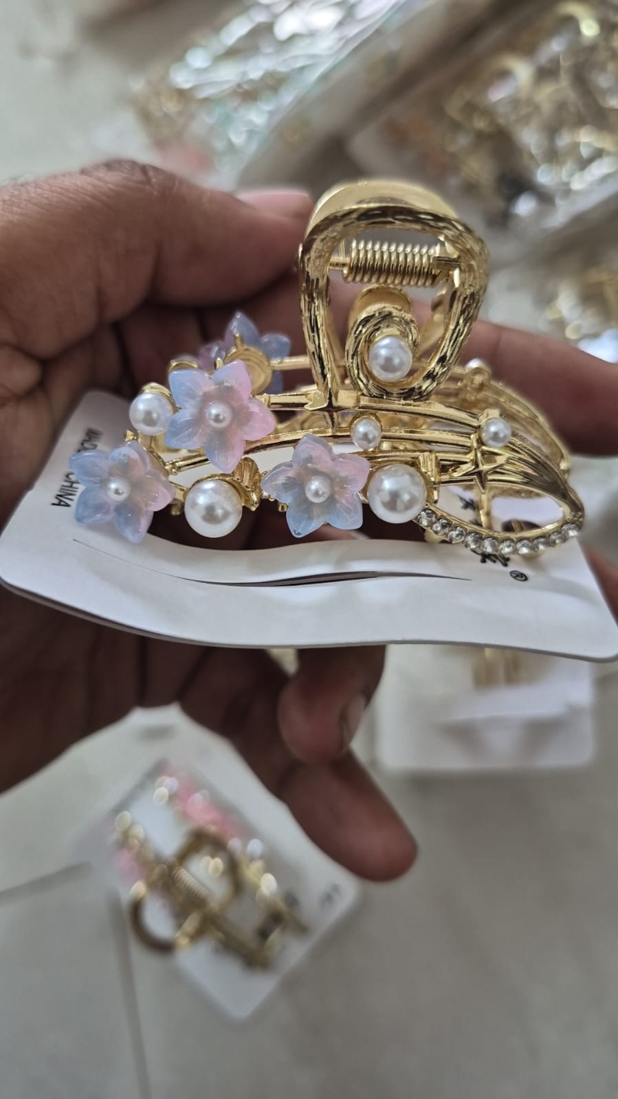 Korean metal hair claw