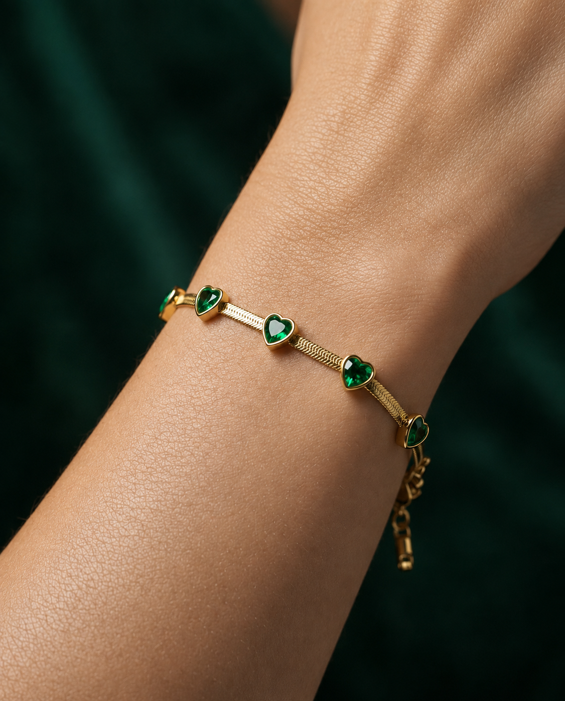 Anti tarnished green heart-shaped crystal snakechain bracelet