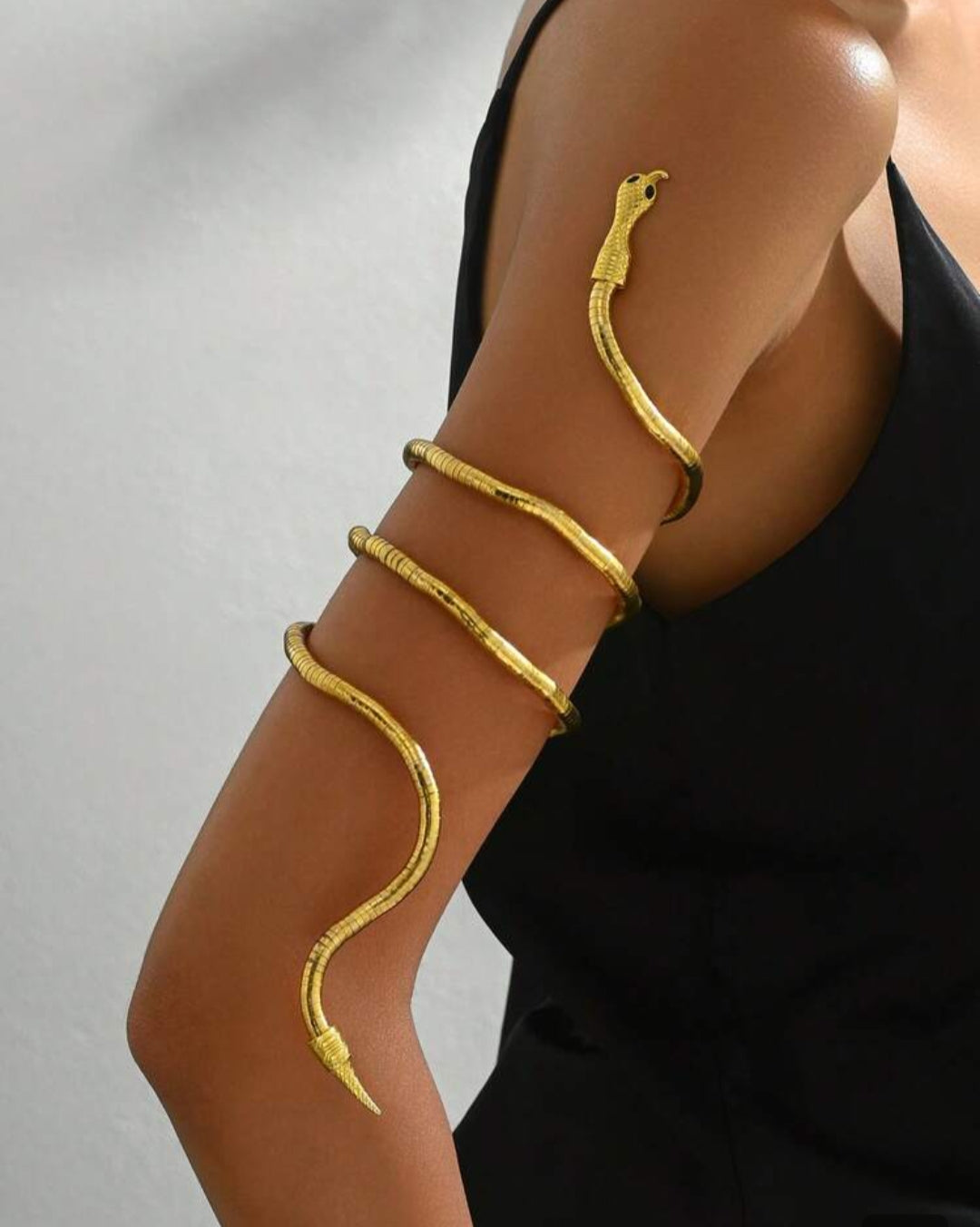Golden Snake Bendable Necklace – Multi-Way Wearable Jewelry | Viral Foldable Choker | Necklace