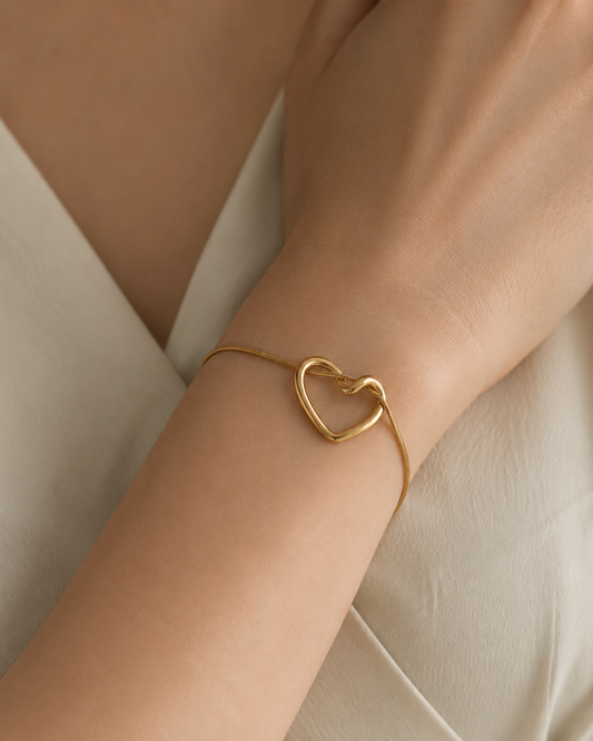 Anti Tarnish Open Heart Bracelet