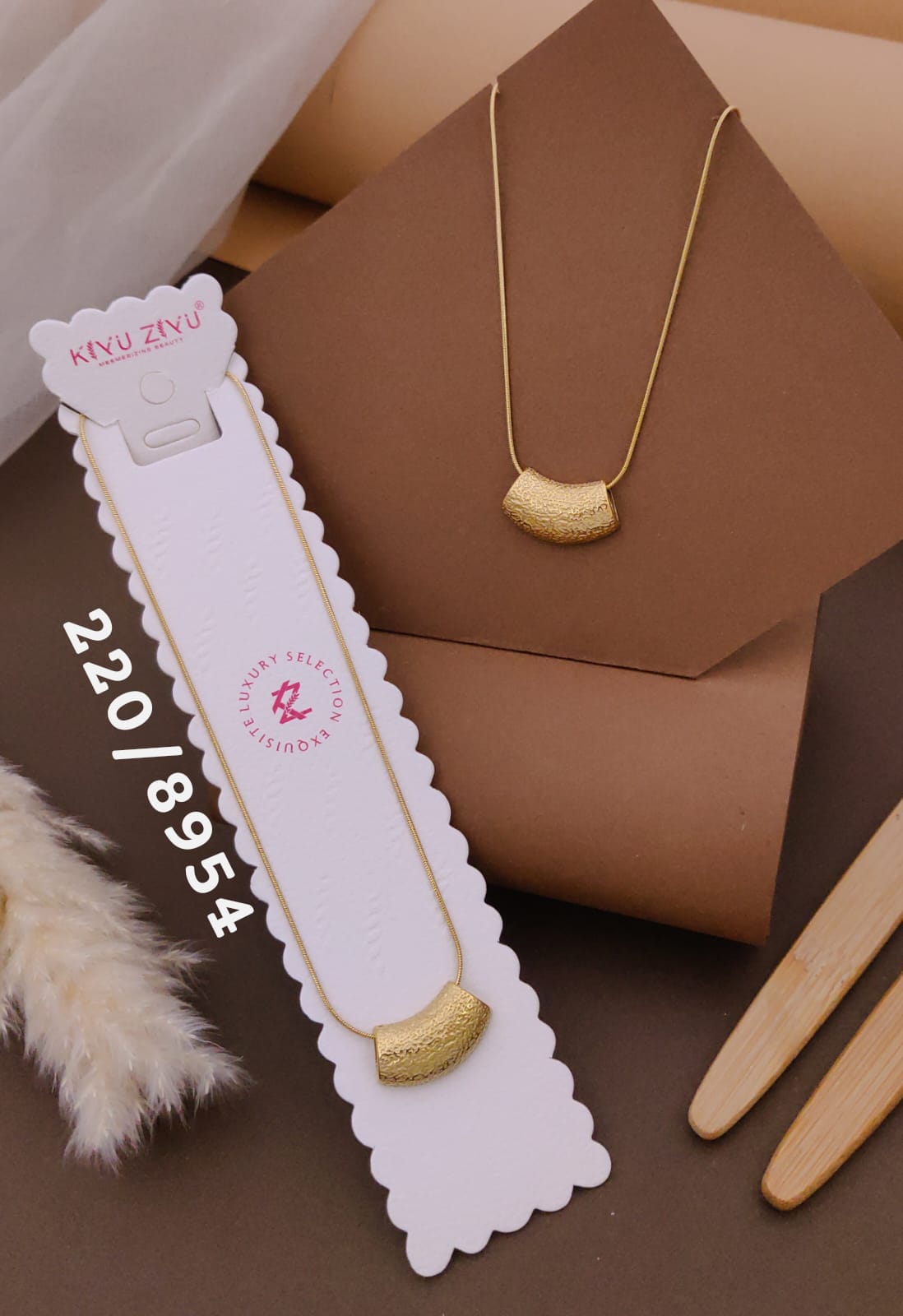 Textured Gold Curve Pendant Necklace