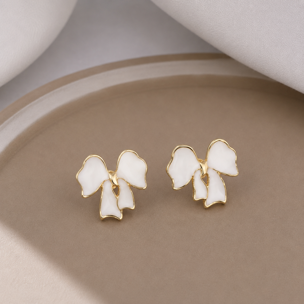 Korean Design Cute White Bow Earring