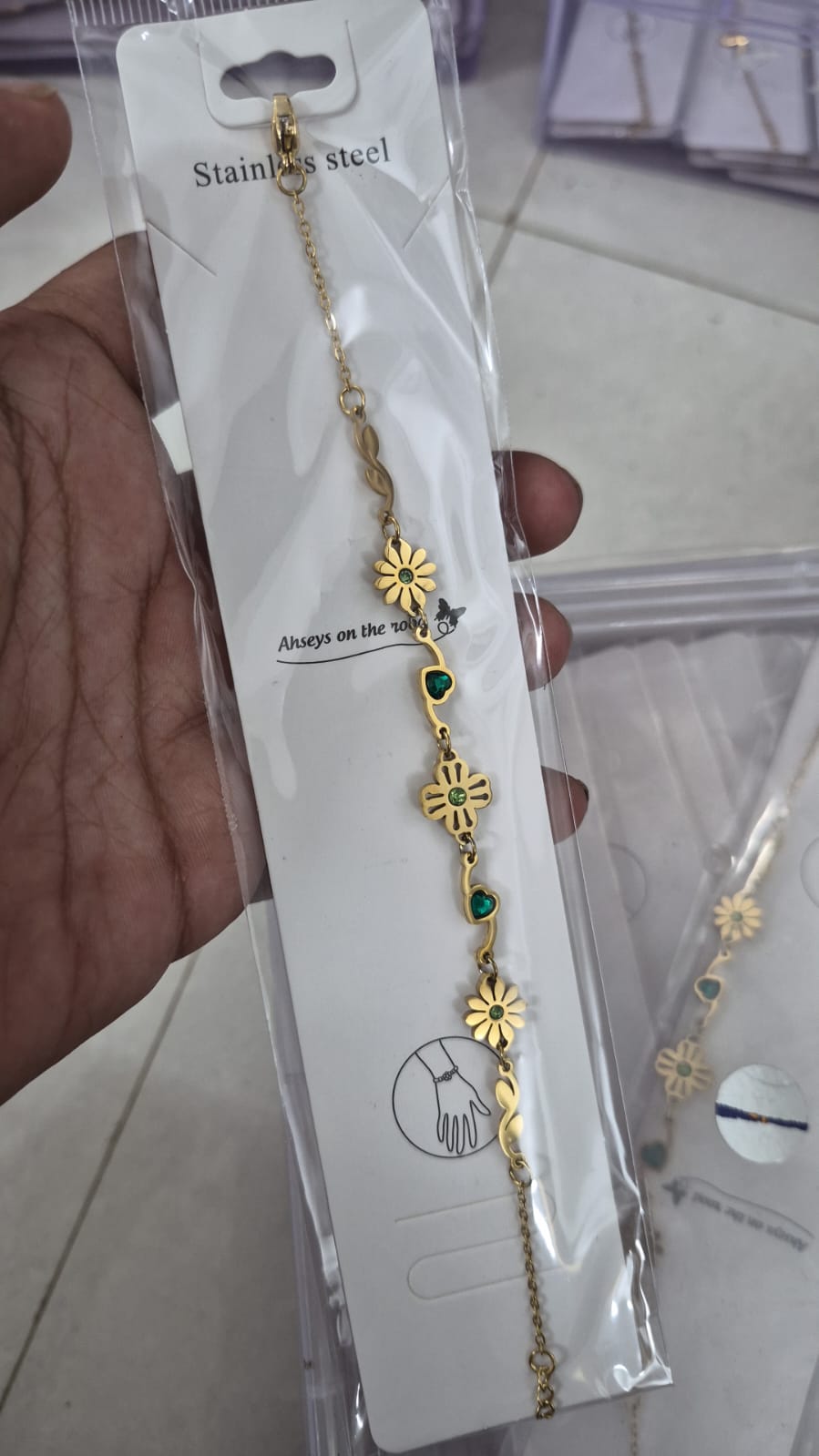 Anti tarnishe adjustable chain bracelet