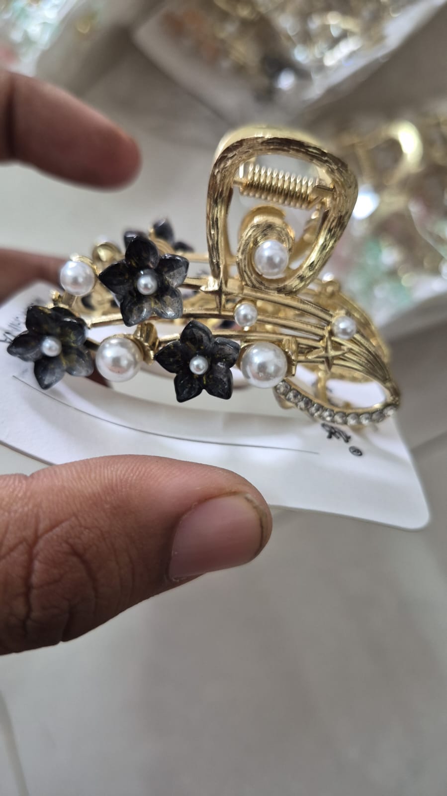 Korean metal hair claw