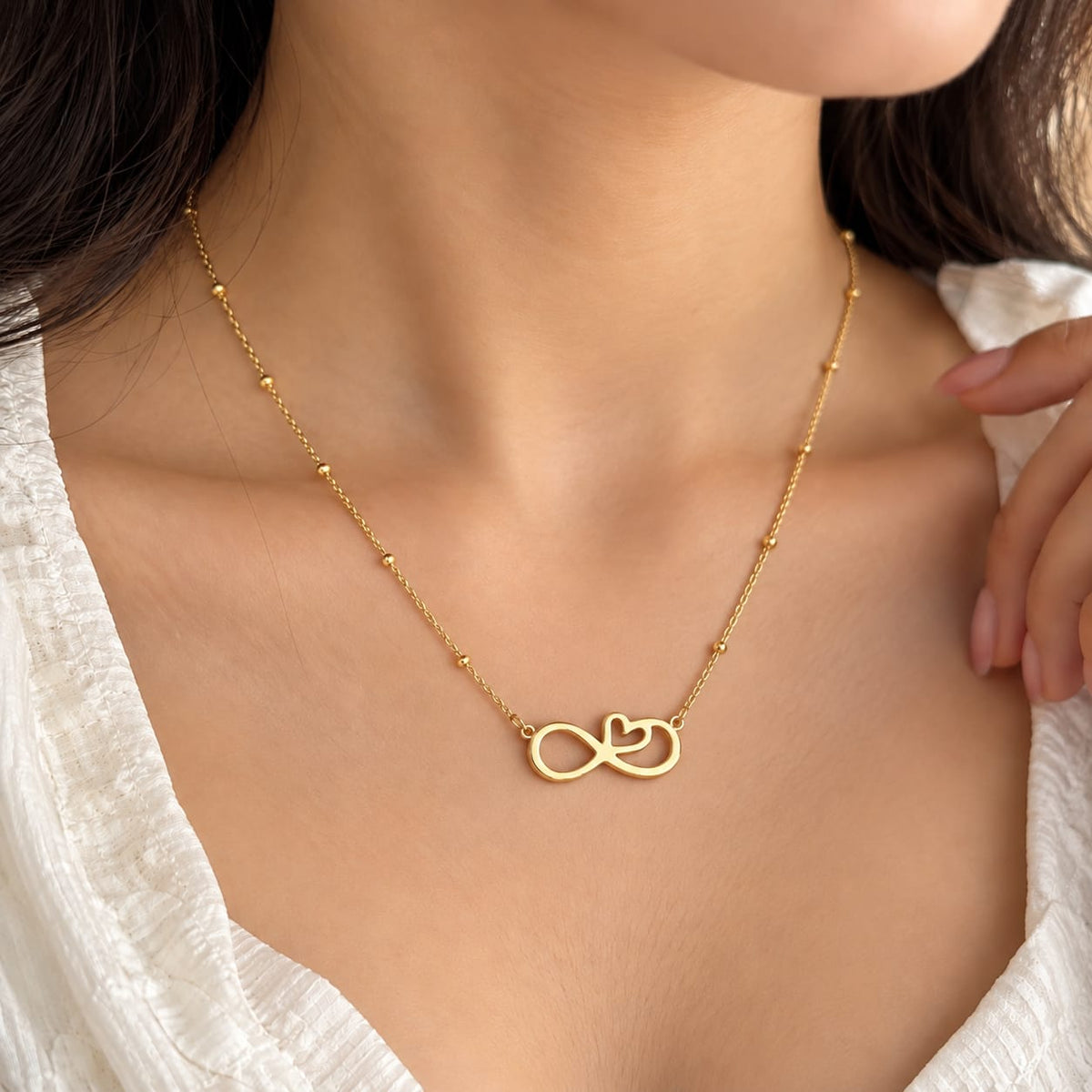 Anti Tarnish Infinity Heart Pendant Necklace