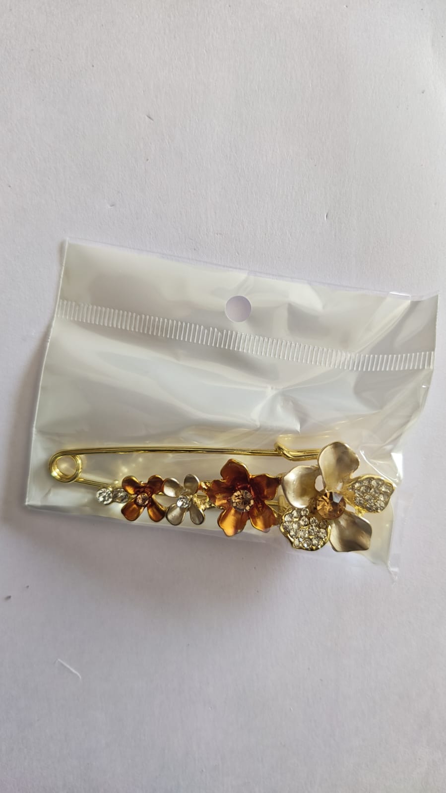 Hair and cloth brooch