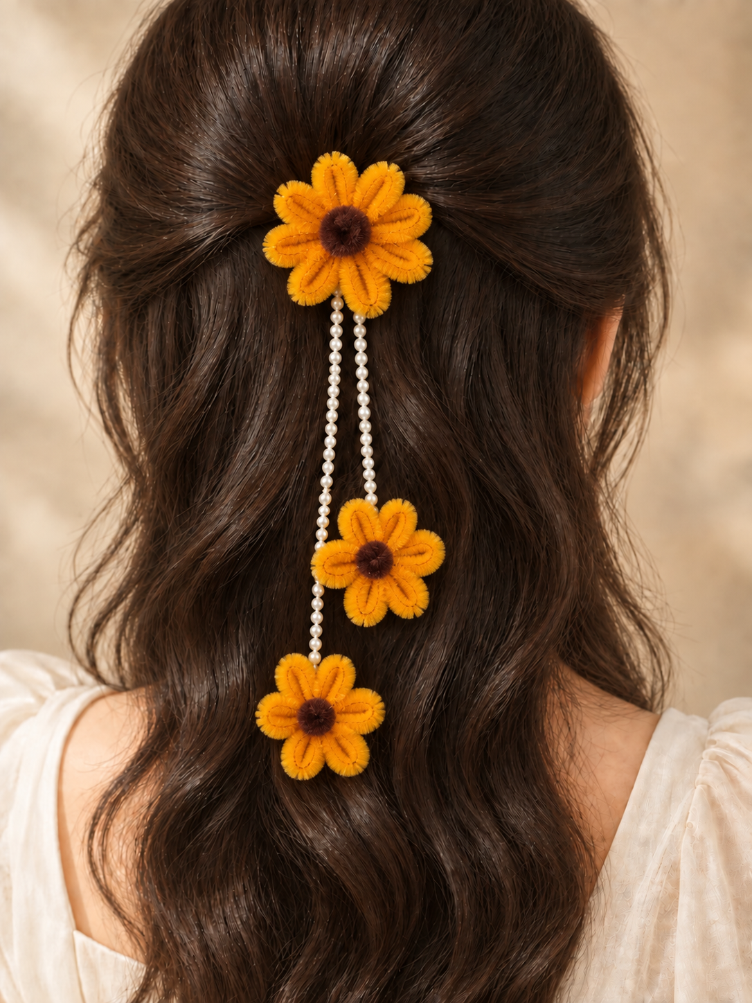 Hanging flower clip set of 2
Pipe cleaner matireal