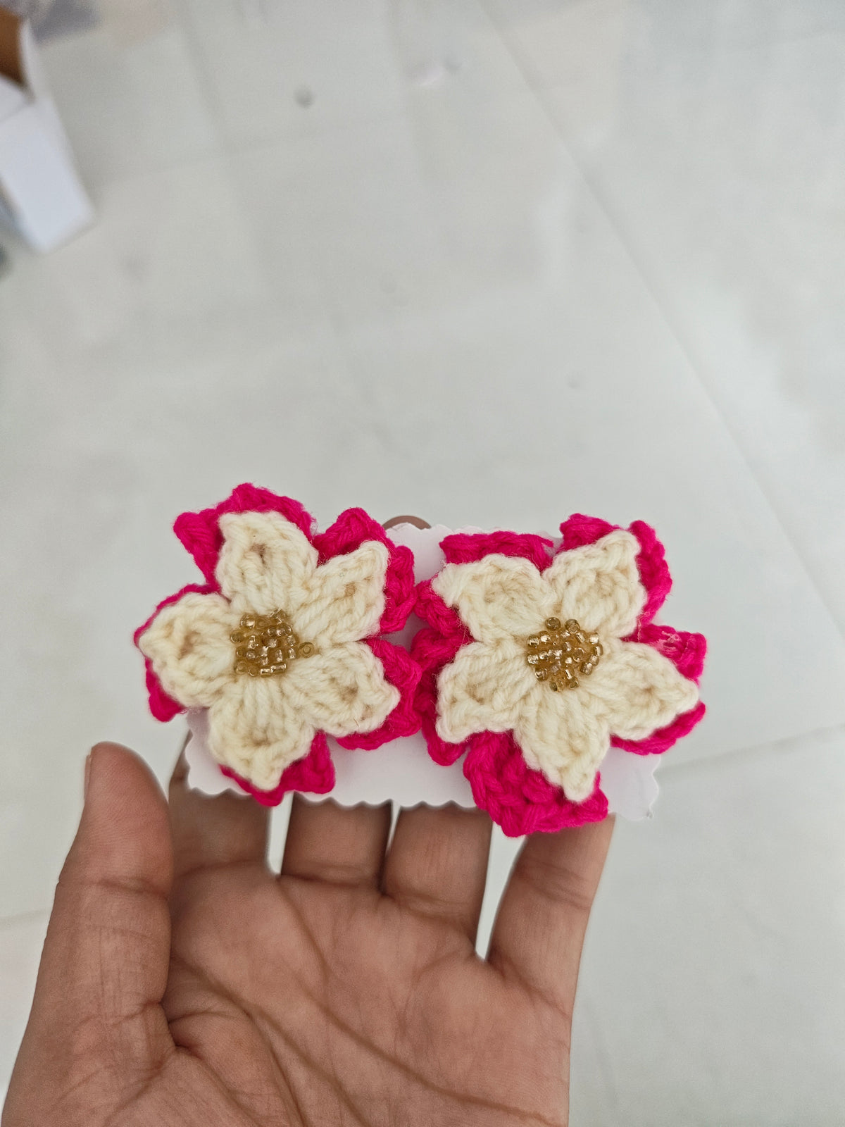 Set of 2 pcs handmade crochet flower hair clip
