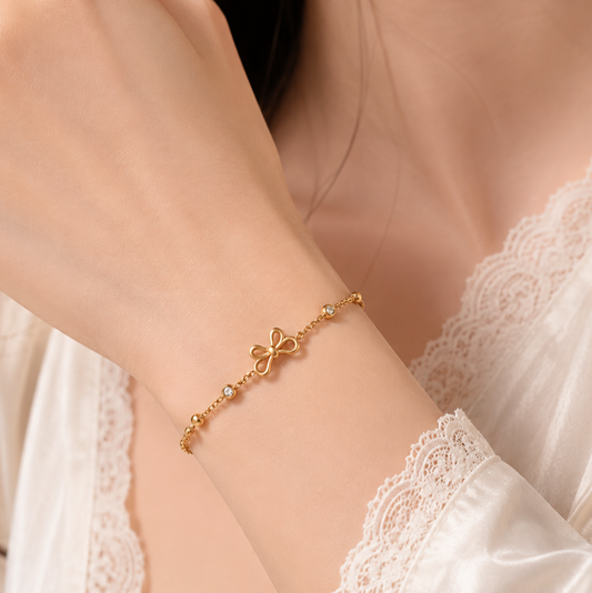 Kiyu Ziyu Elegant Bow Charm Bracelet