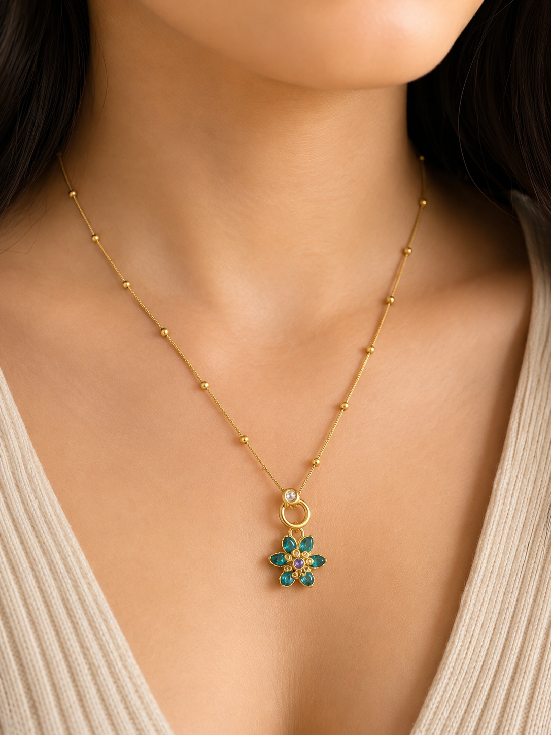 Anti tarnish flower neckless